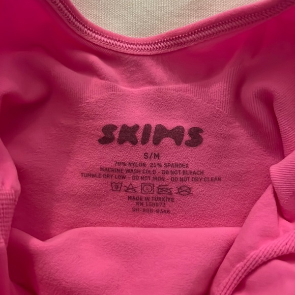 SKIMS SCULPTING BODYSUIT W. SNAPS - Picture 3 of 5